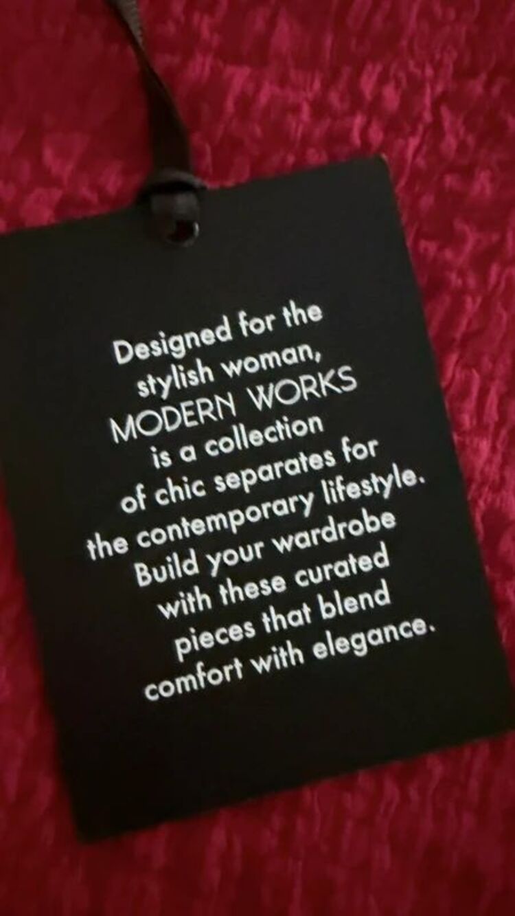 Modern Works Raspberry Red Crinkle Button Front Sleeveless Top Size S - Picture 6 of 10